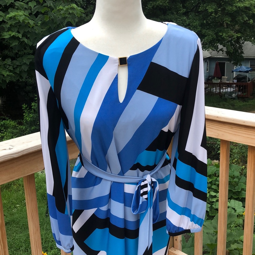 Tahari belted long sleeve dress - Picture 2 of 6